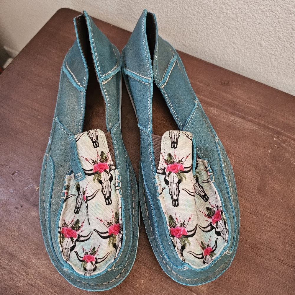 Ariat Women's Teal and White Casual Shoes - Picture 5 of 6